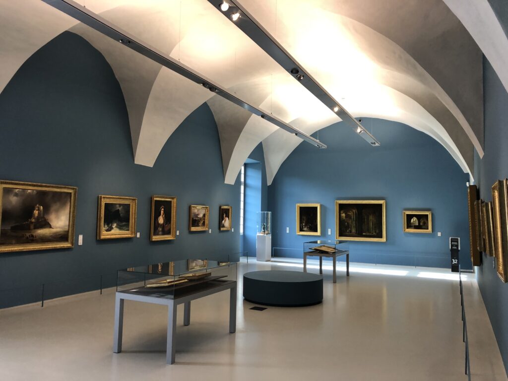 Image d'un couloir d'une galerie d'art refait par Jean Cortes